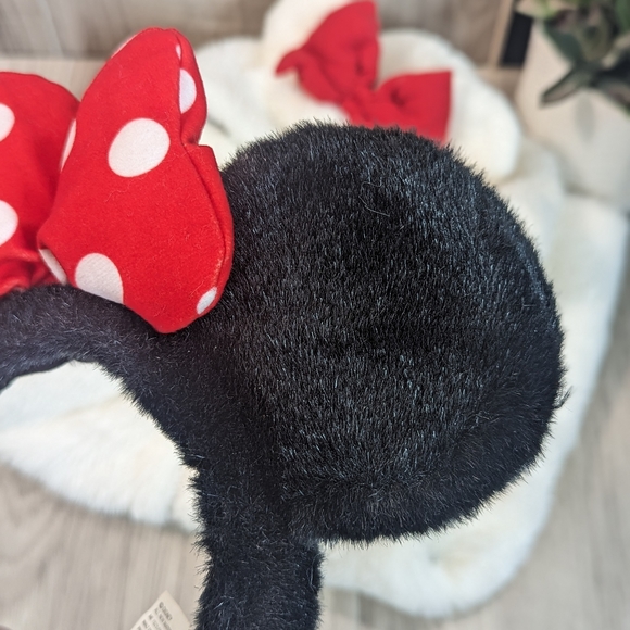 Disney Minnie Mouse Faux Fur Vest Little Girl Size 4 & Mouse Ears - Picture 9 of 16